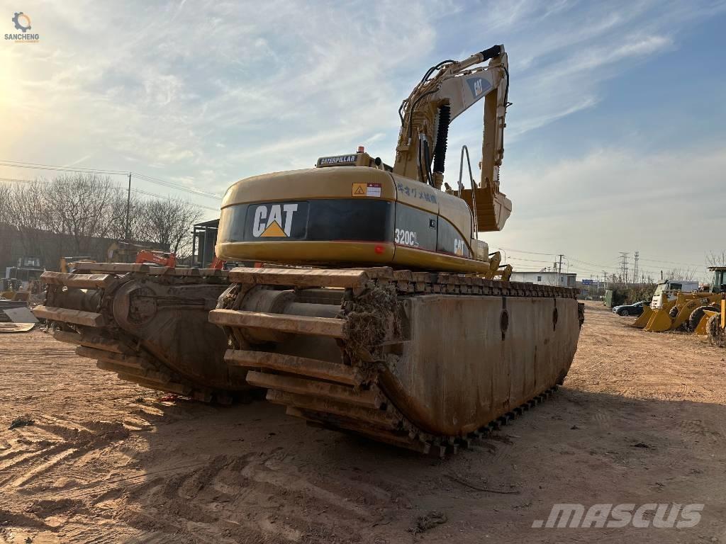 CAT 320CL Amfiib ekskavaatorid