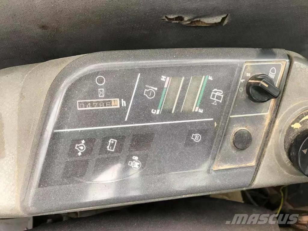 Komatsu PC 128 US Väikeekskavaatorid 7t-12t