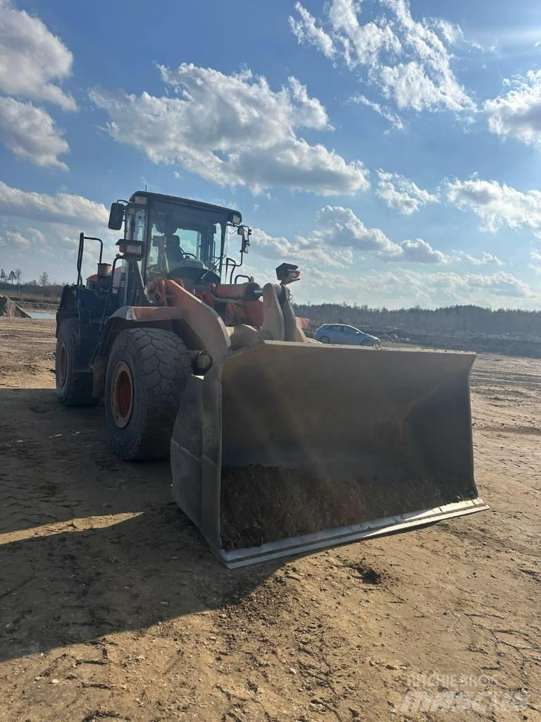 Hitachi ZW 250 Rataslaadurid