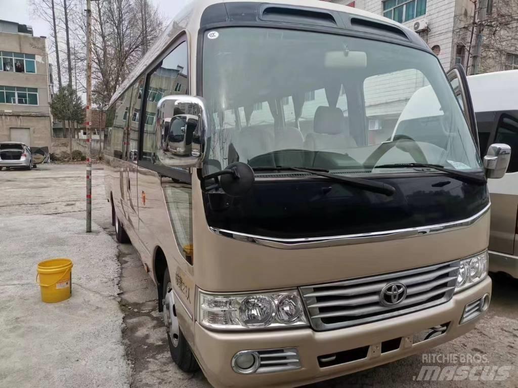 Toyota Coaster Bus Väikebussid