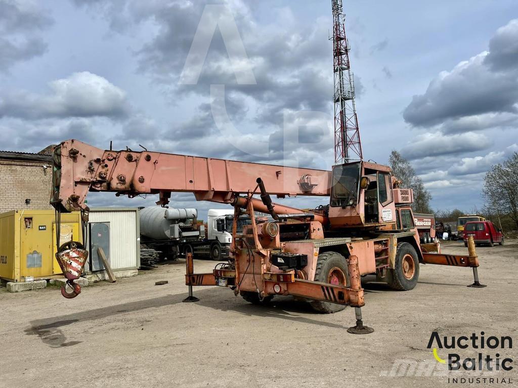 Grove AT 633 B Kraanaga veokid