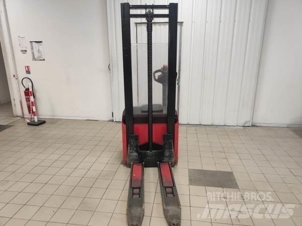 Manitou ES412 AC Platvormiga virnastajad