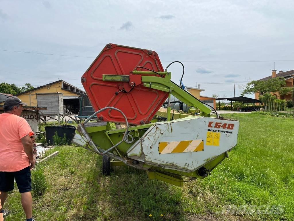 CLAAS C 540 Kombainide heedrid