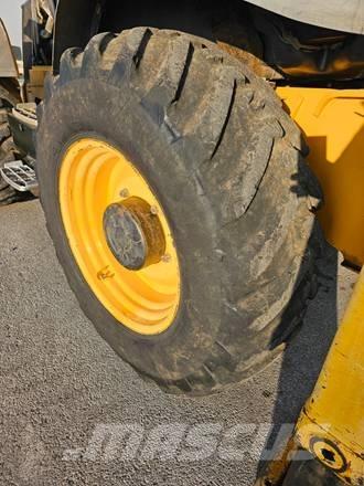 JCB 4 CX Ekskavaatorlaadurid