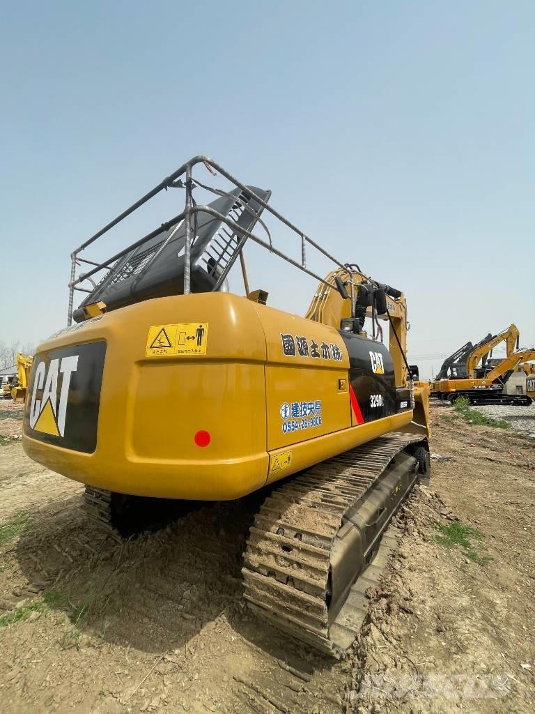 CAT 329D2 Roomikekskavaatorid