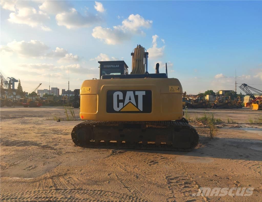CAT 325 D L Roomikekskavaatorid