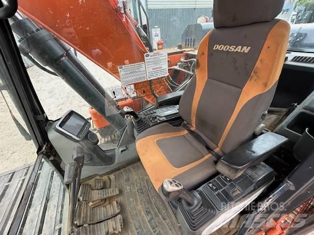 Doosan DX140LC-5 Roomikekskavaatorid