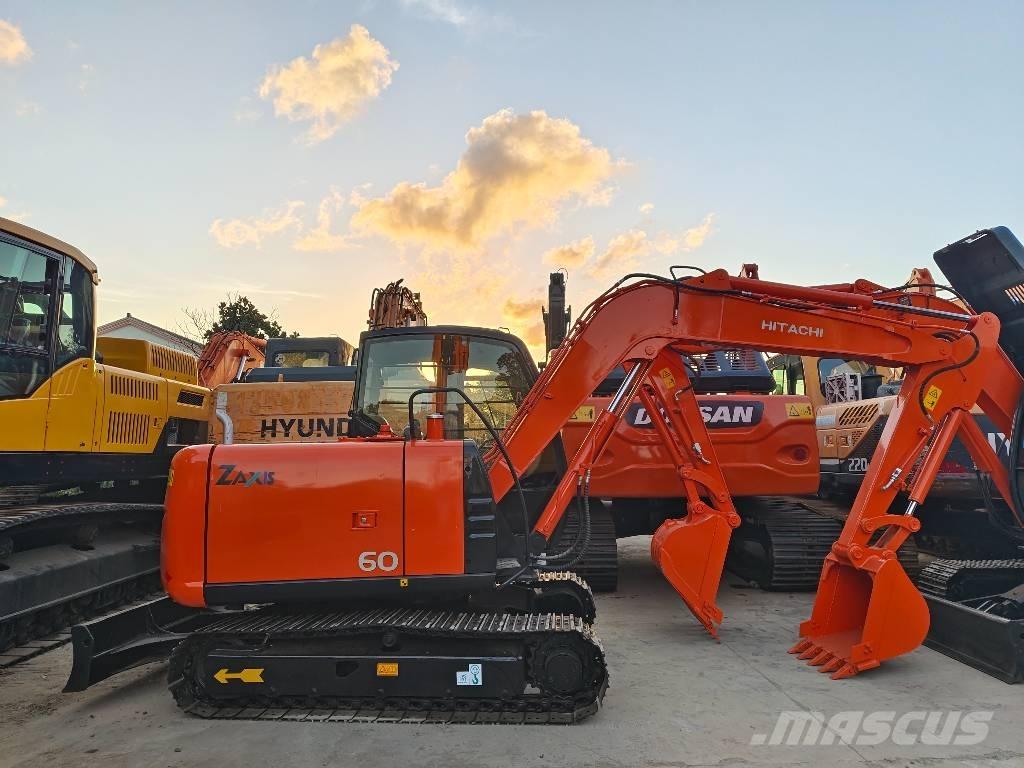 Hitachi ZX 60 Miniekskavaatorid < 7 t