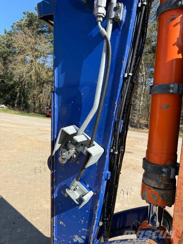 Liebherr R 926 Roomikekskavaatorid