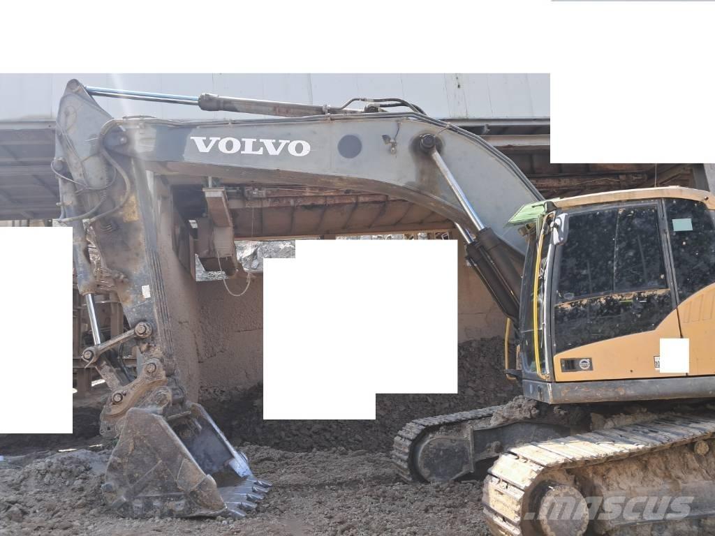 Volvo EC 300 D Roomikekskavaatorid