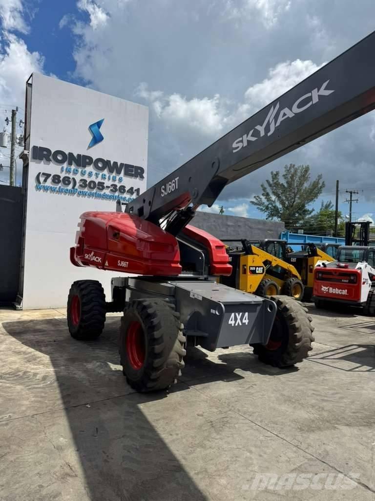 SkyJack SJ 66 T Iseliikuvad poomtõstukid