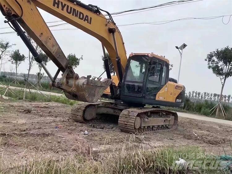 Hyundai R225LVS Ratasekskavaatorid