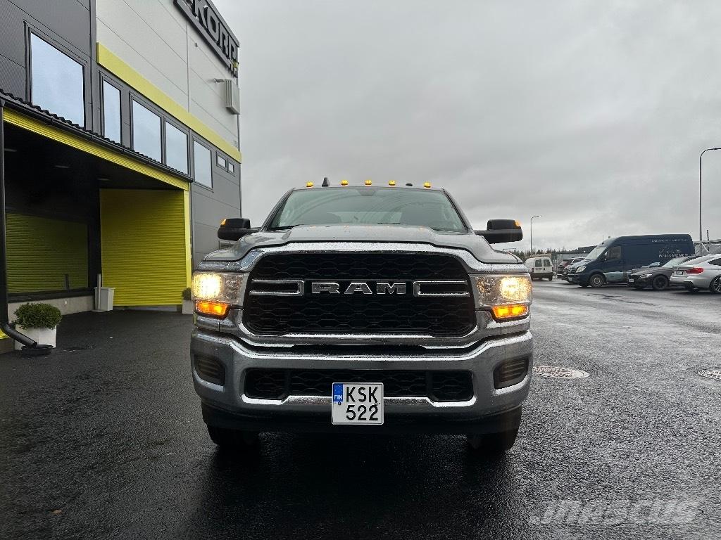 RAM 2500 Tradesman Madelkaubikud