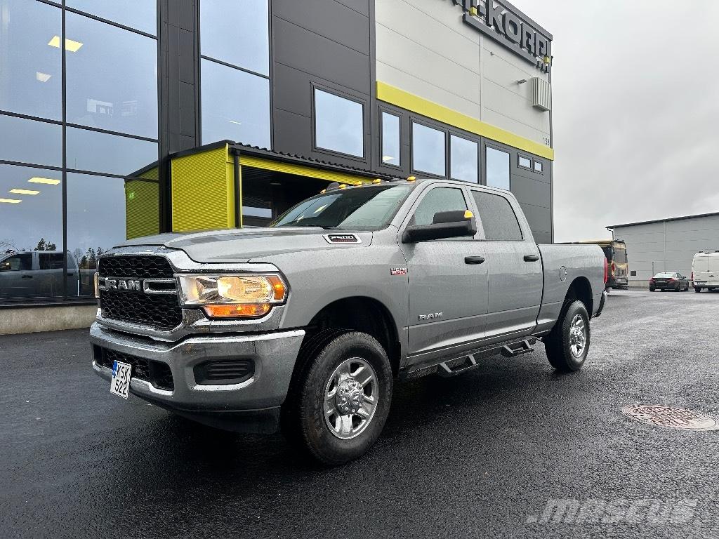 RAM 2500 Tradesman Madelkaubikud