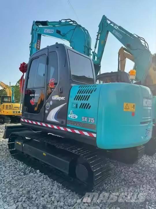 Kobelco SK 75 Roomikekskavaatorid