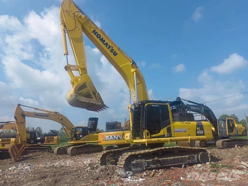 Komatsu PC450-8 Roomikekskavaatorid