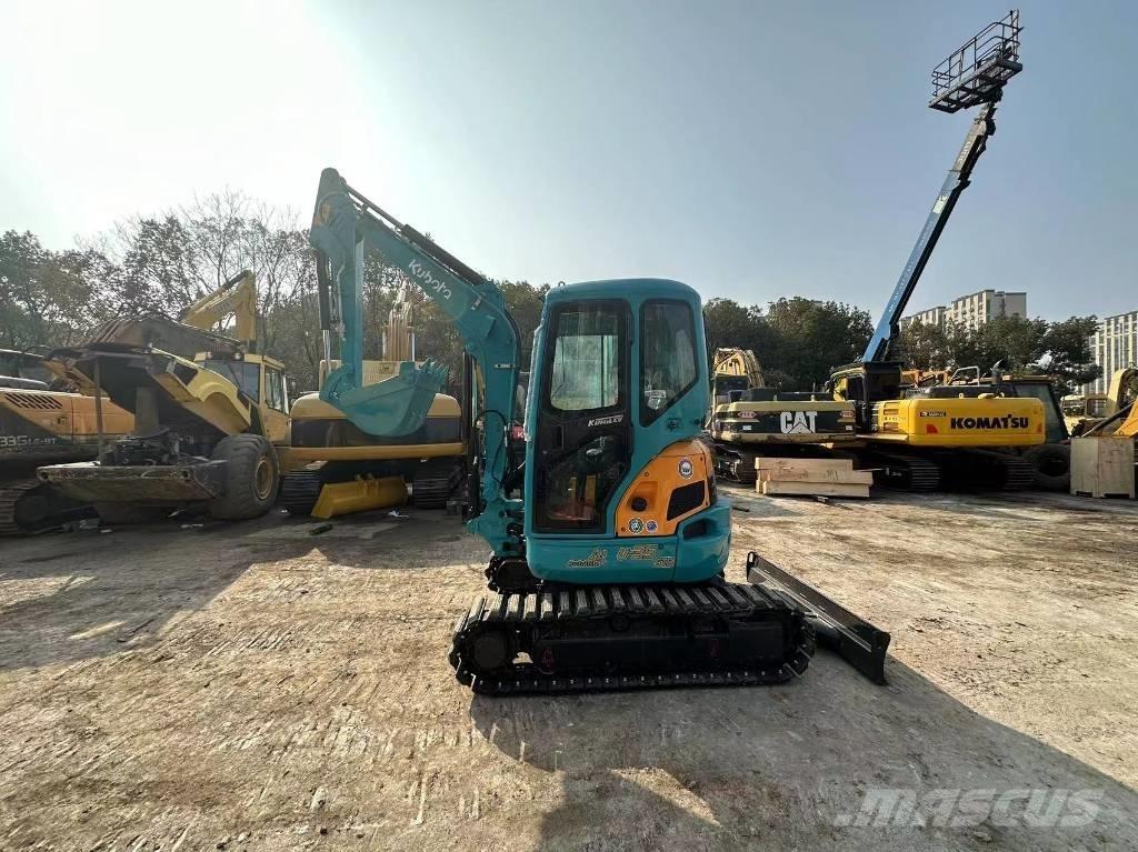 Kubota U 35 Roomikekskavaatorid