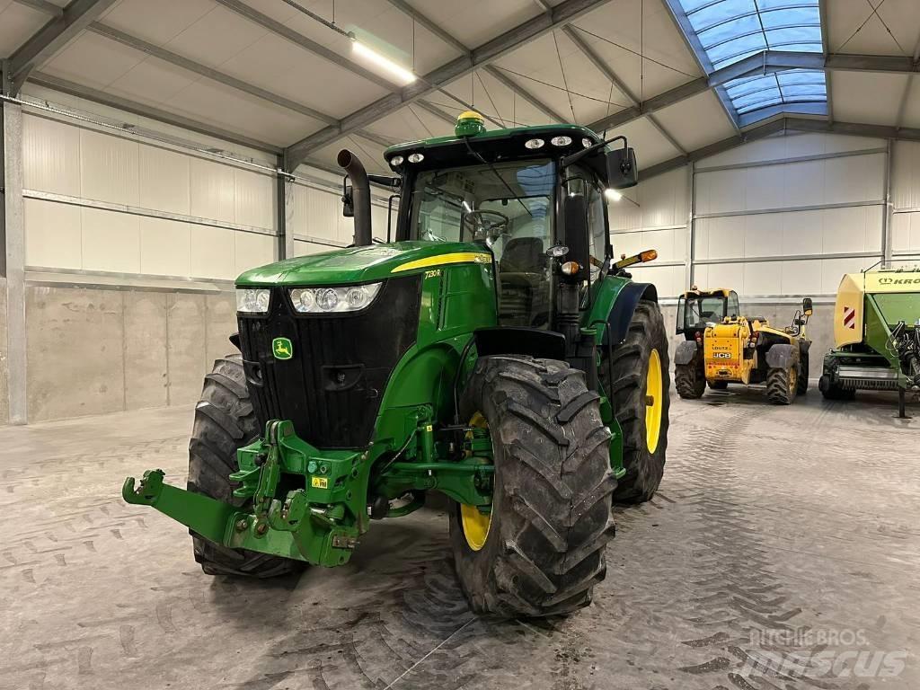 John Deere 7230 R Traktorid