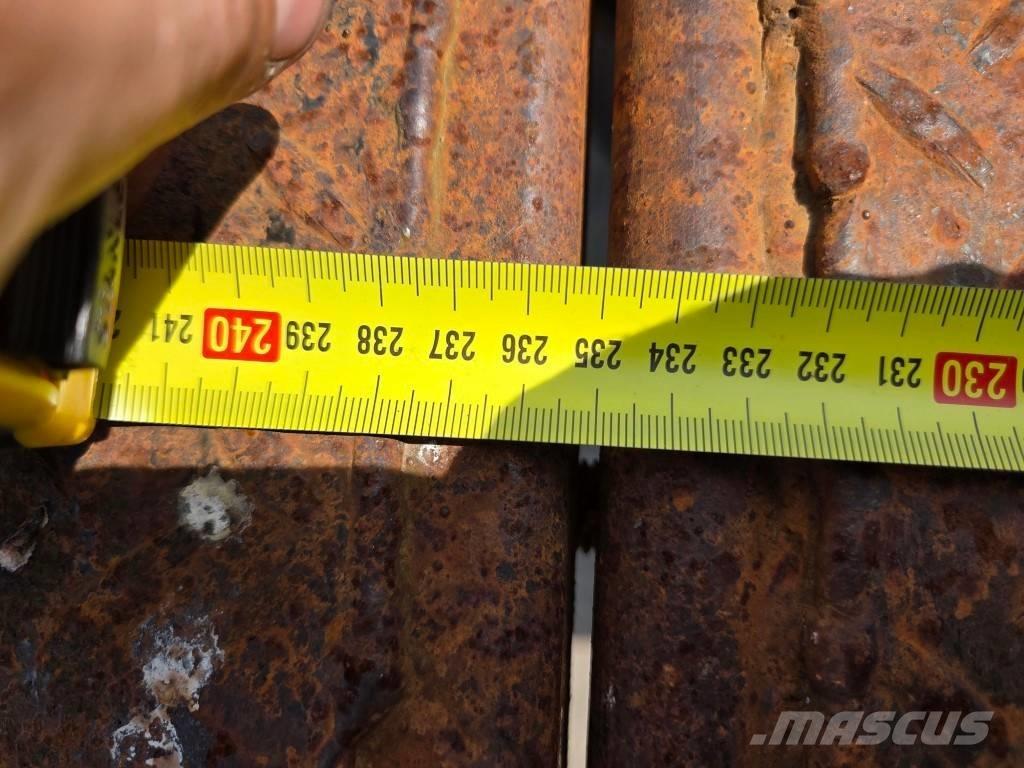  Container 4 m Erikonteinerid