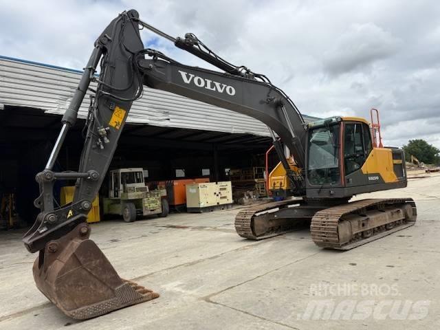 Volvo EC 220 Roomikekskavaatorid