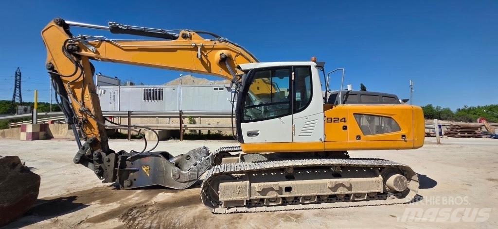Liebherr 924 Roomikekskavaatorid