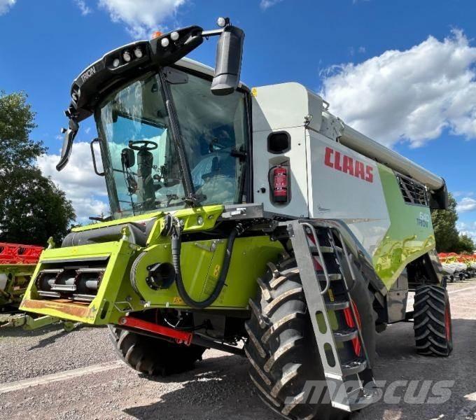 CLAAS TRION 640 Teraviljakombainid