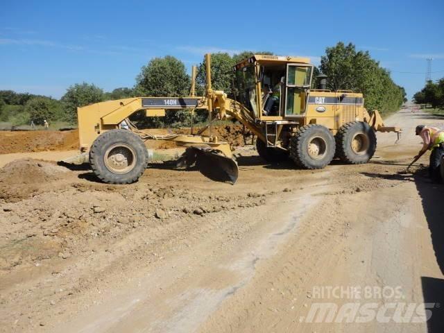 CAT 140H Greiderid