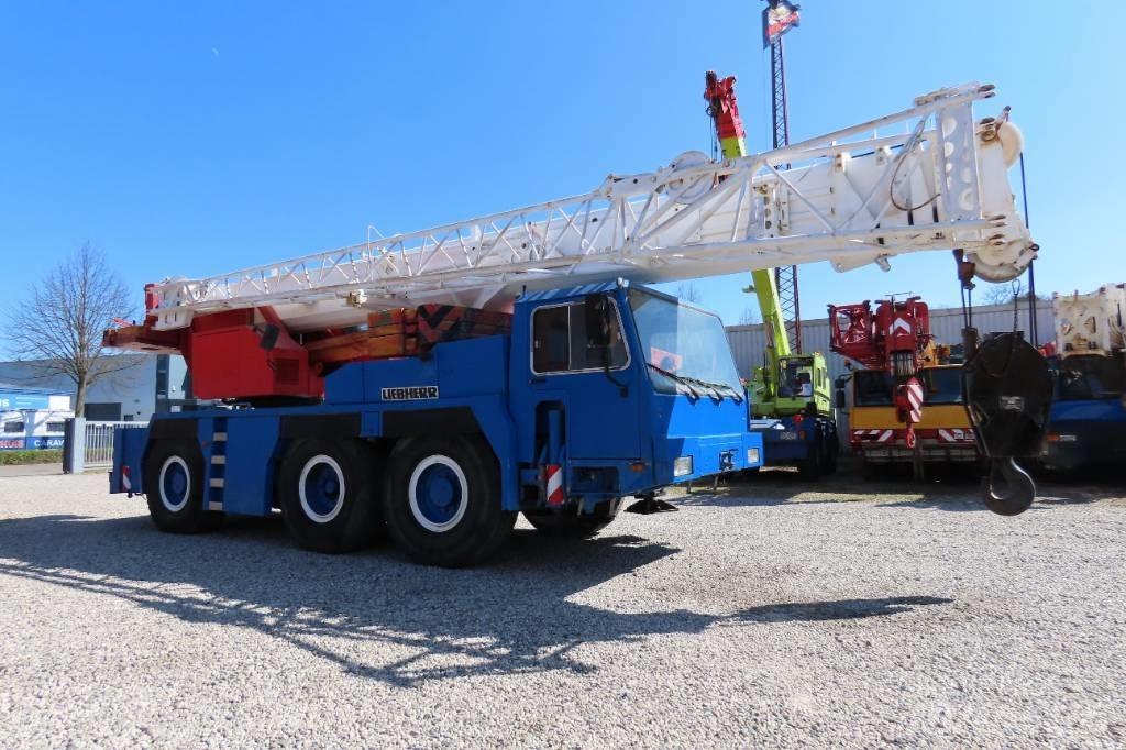 Liebherr LTM 1050-1 Maastikutõstukid
