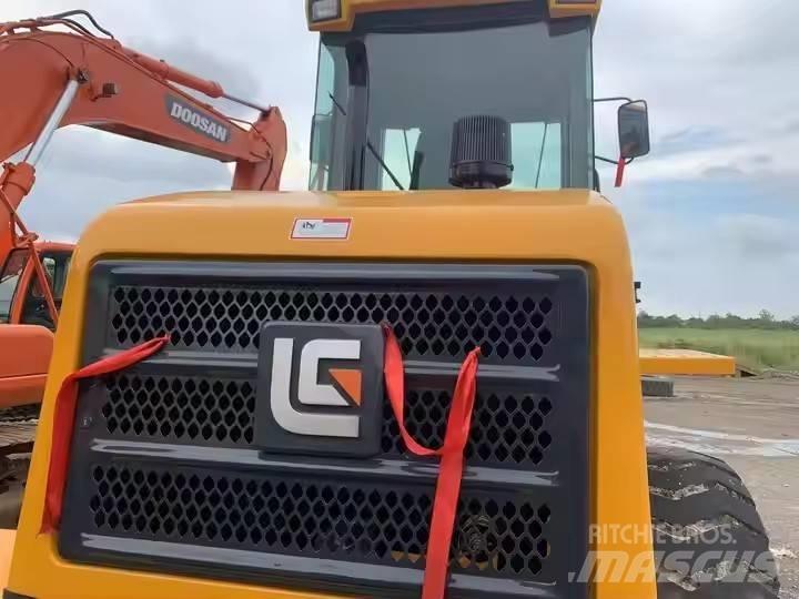 LiuGong 835 Rataslaadurid