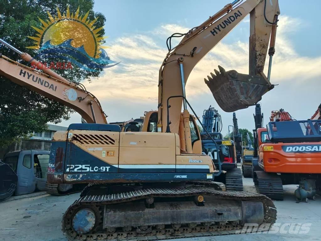 Hyundai R225LC-9T Roomikekskavaatorid