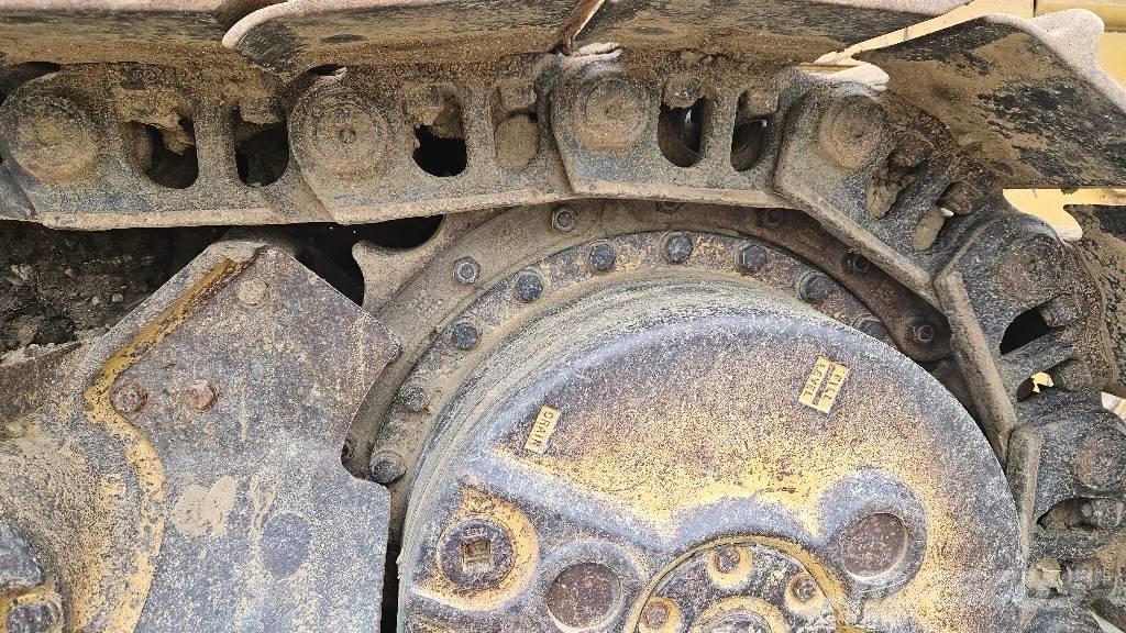 CAT 963 B Roomiklaadurid