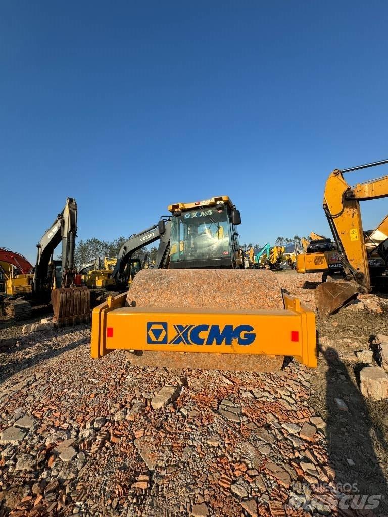 XCMG XS 263 J Ühe trumliga rullid