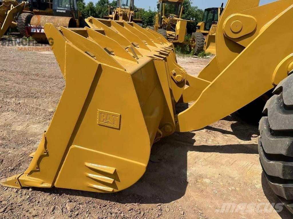 CAT 980H Rataslaadurid