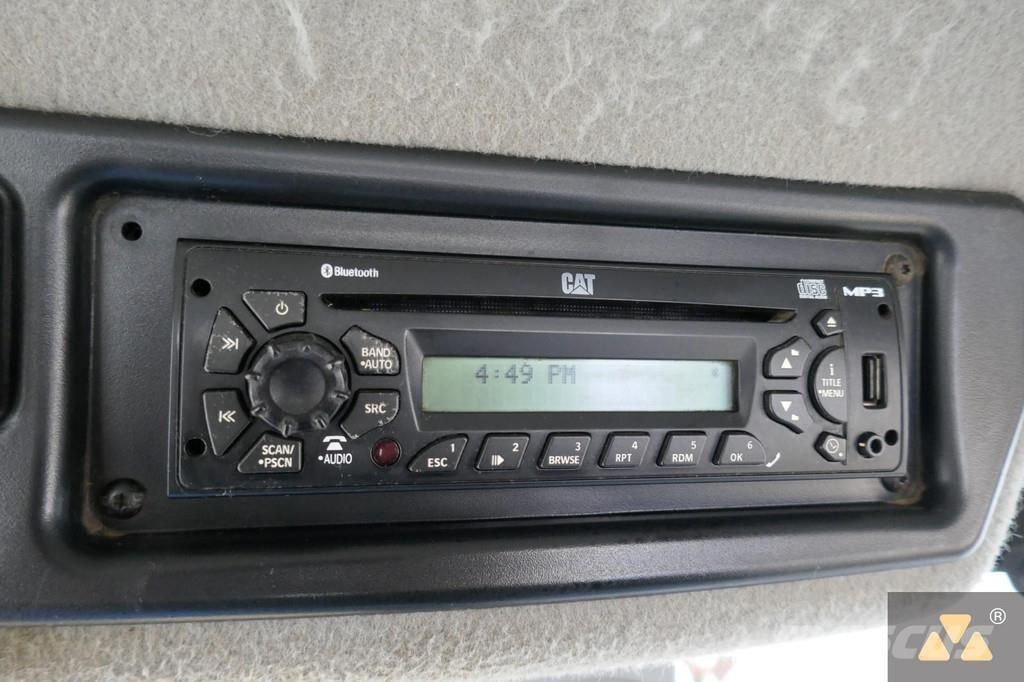 CAT 966K Rataslaadurid