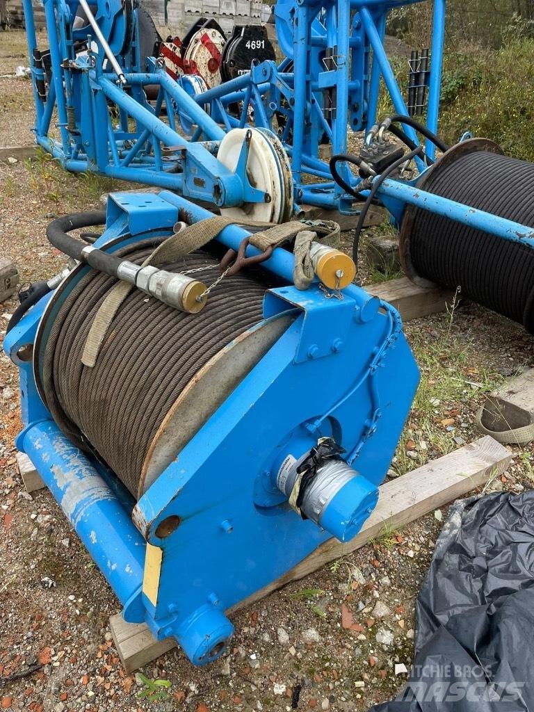 Liebherr Crane parts Raske maastiku tõstukid