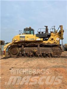 Komatsu D 575 A-3 Buldooserid