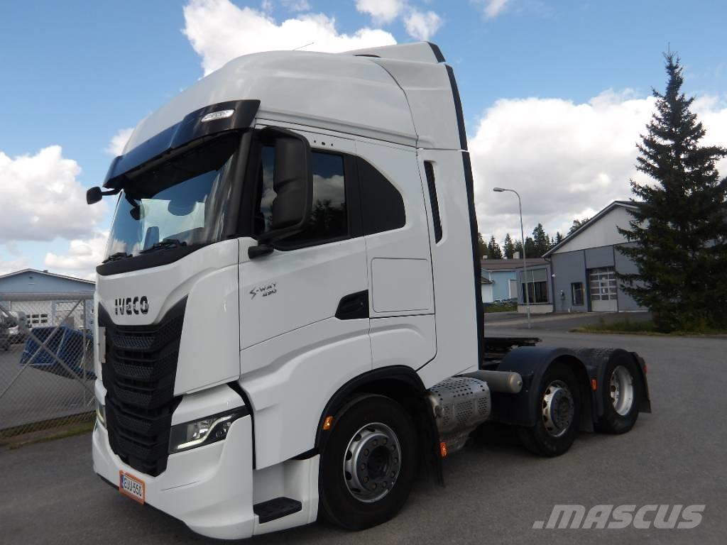Iveco AS 440 STX Sadulveokid