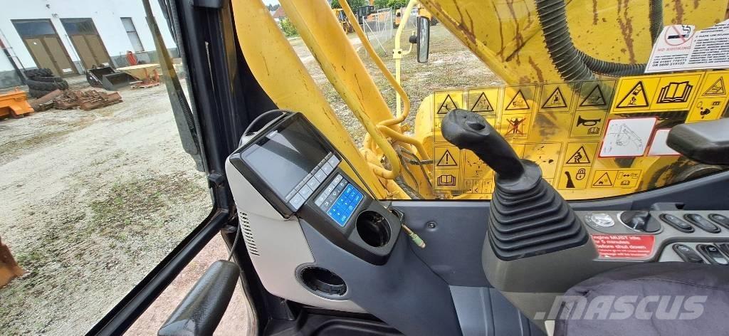 Komatsu PC 210 Roomikekskavaatorid