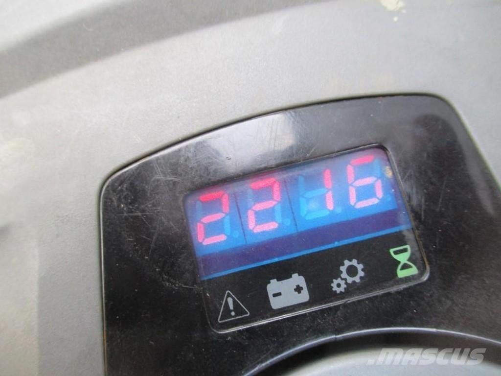 Toyota LPE200 Platvormiga alusesiirdaja