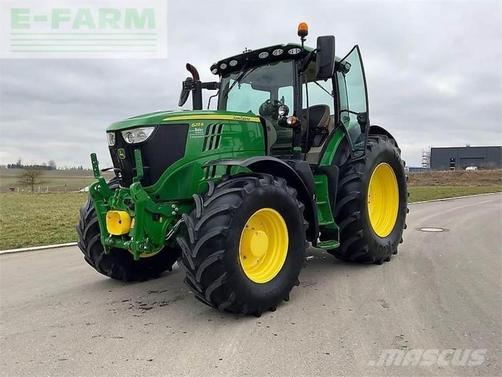 John Deere 6215 r Traktorid