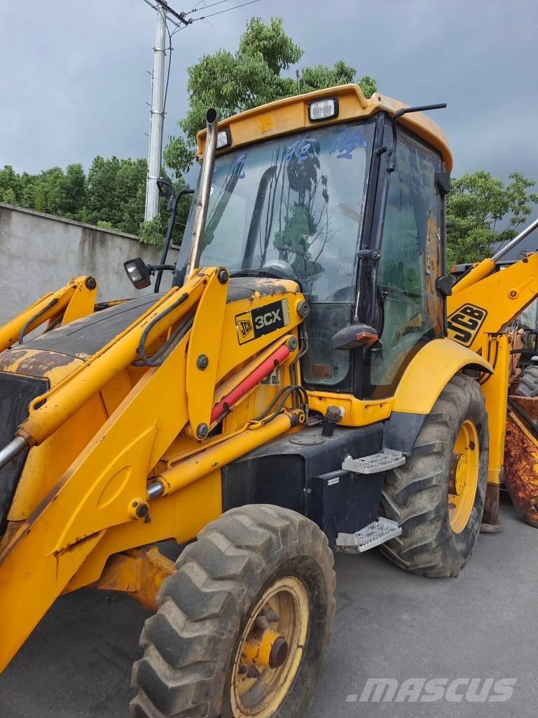 JCB 3 CX Ekskavaatorlaadurid