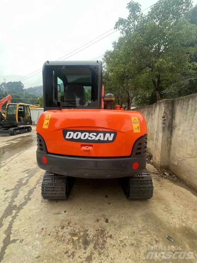 Doosan DH 60-7 Miniekskavaatorid < 7 t