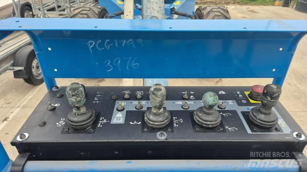 Genie ZX 135/70 Iseliikuvad poomtõstukid