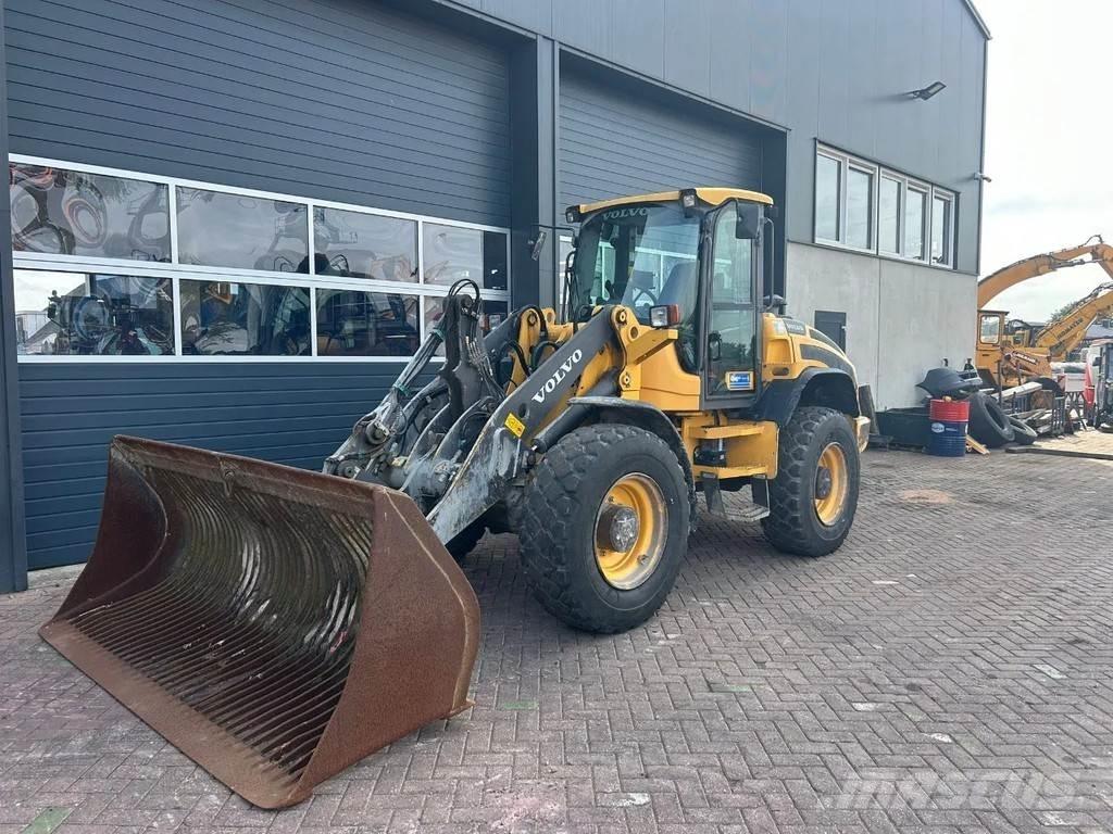 Volvo L45G Rataslaadurid