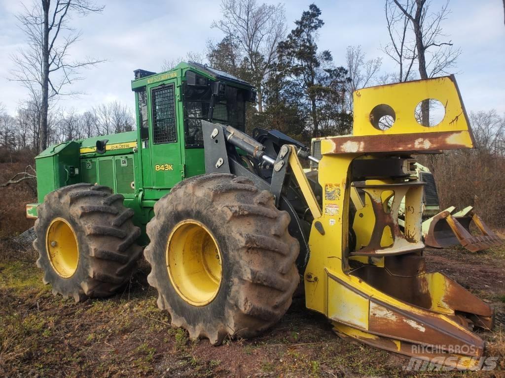 John Deere 843 K Langetustraktorid