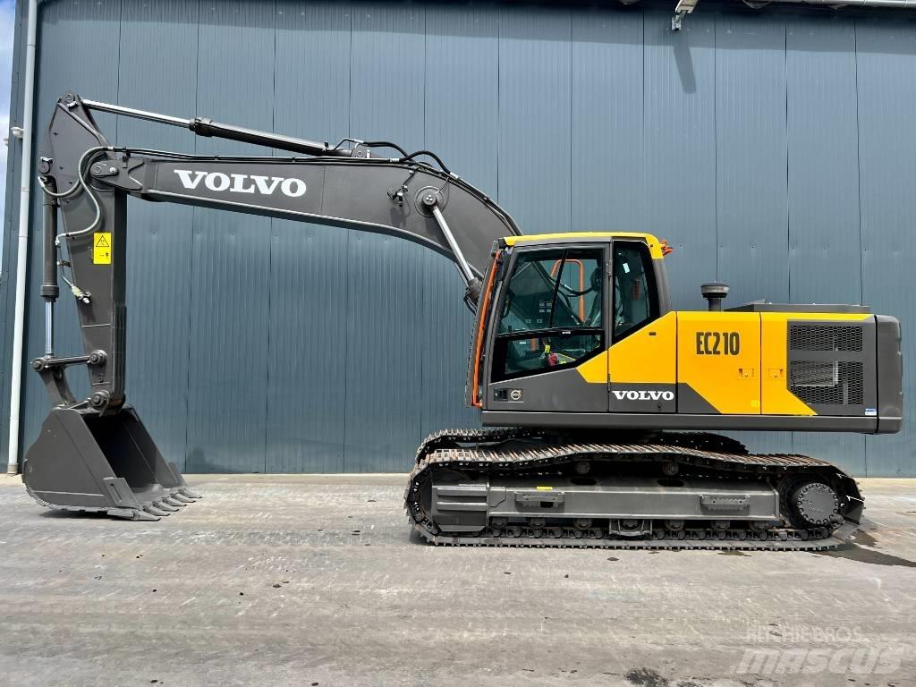 Volvo EC 210 Roomikekskavaatorid