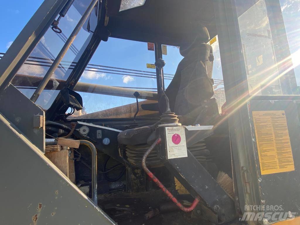 Sennebogen S 1225 R Trossekskavaatorid