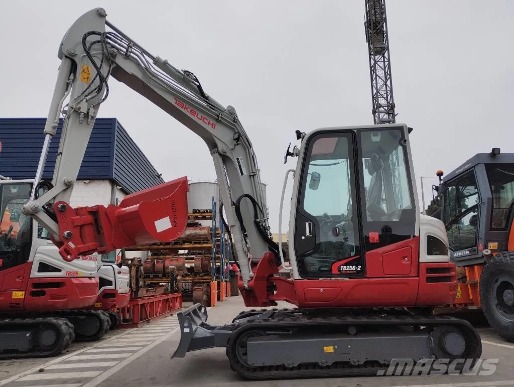 Takeuchi TB 250 2 Miniekskavaatorid < 7 t