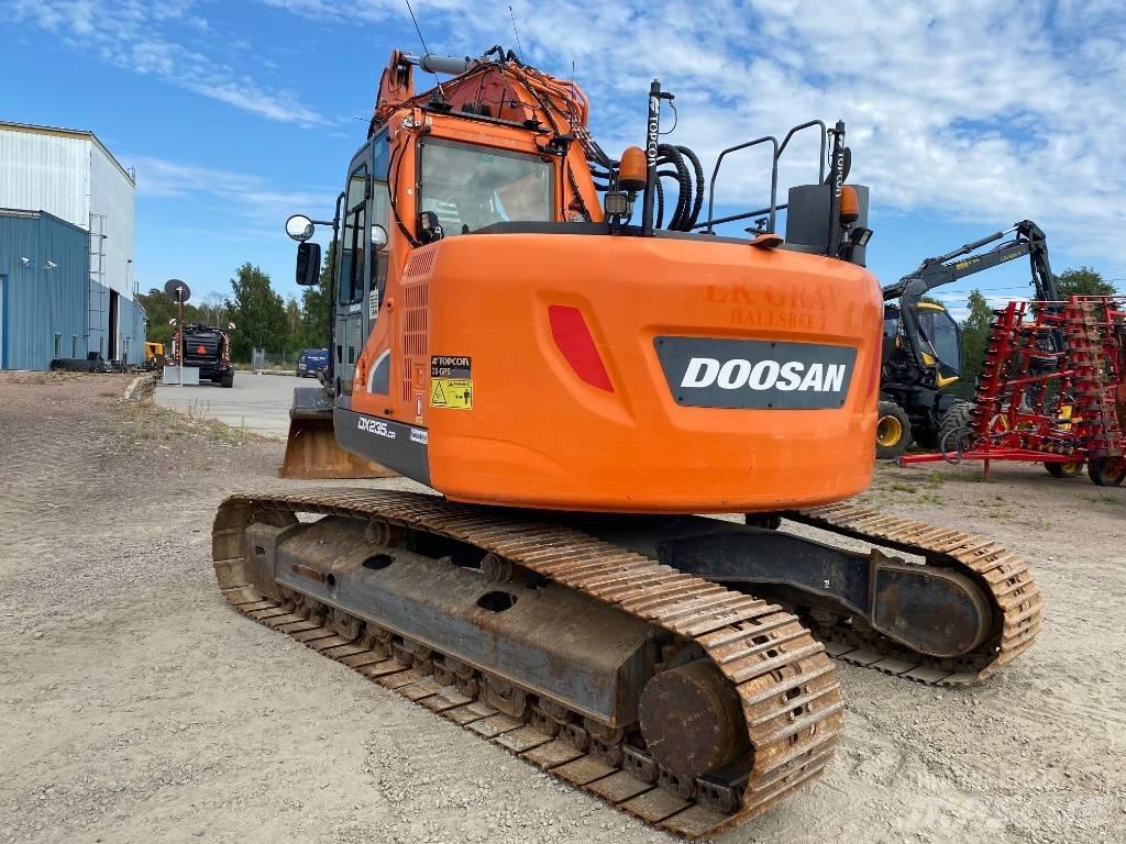 Doosan DX 235 LCR Roomikekskavaatorid