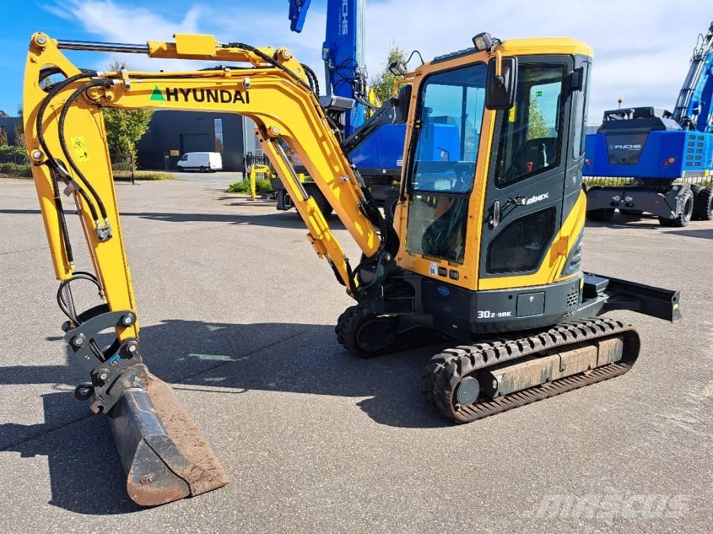 Hyundai R30 Z-9AK Miniekskavaatorid < 7 t